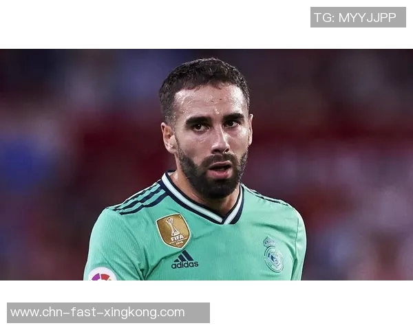 15号后卫足球明星的辉煌成就与传奇故事大揭秘